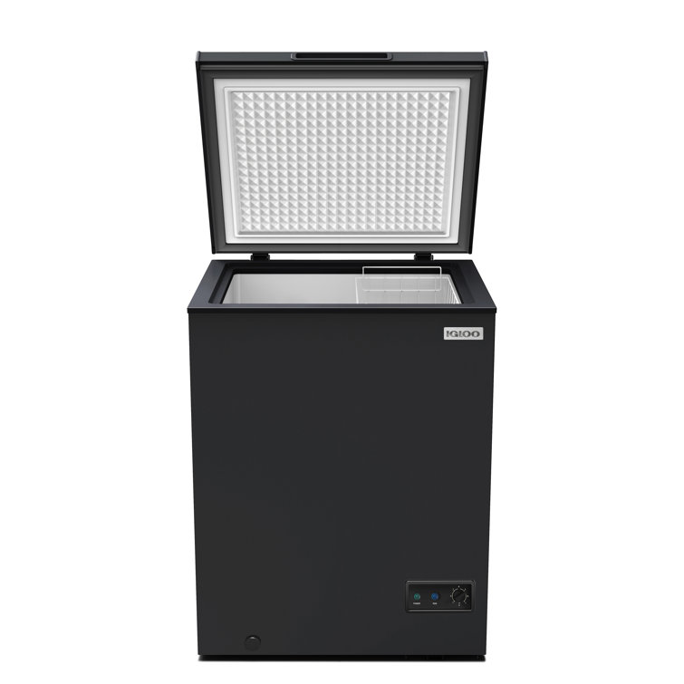 Igloo 5 Cubic Feet Chest Freezer with Adjustable Temperature Controls